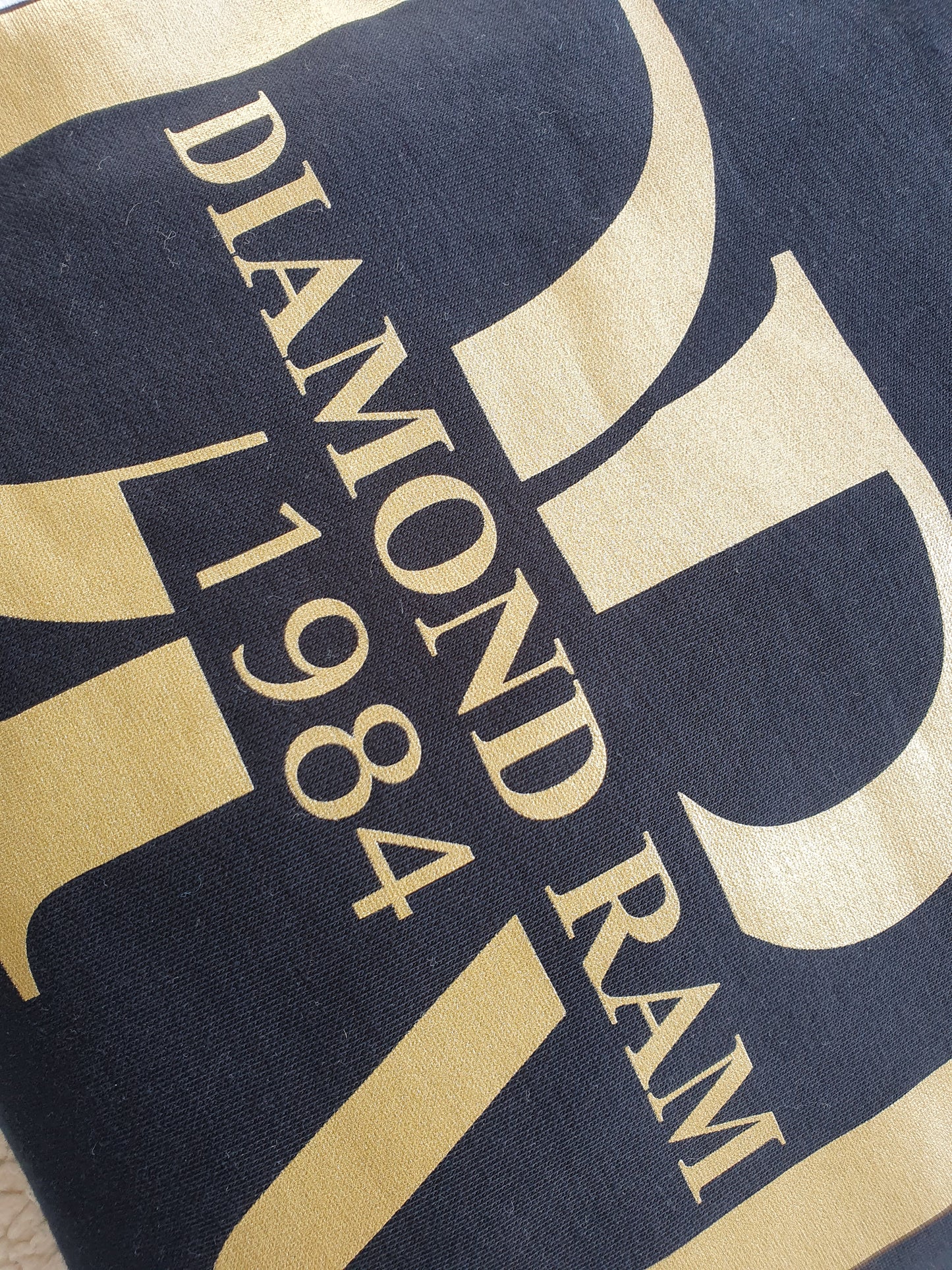 DR1® - Oversized Hoodie Black & Gold